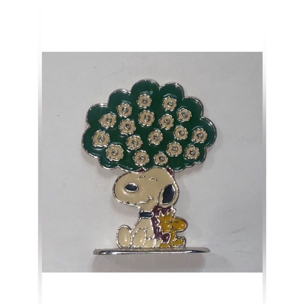 Vintage Collectable Snoopy Enamel Pin with Green Flower Tree
